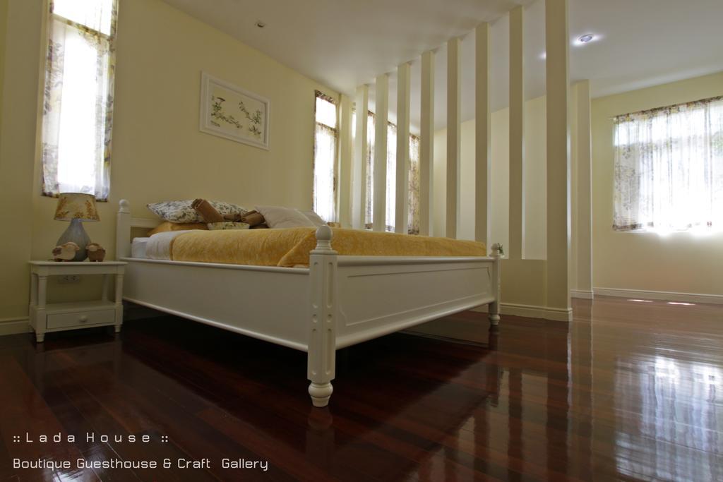 Lada House Bed and Breakfast Lampang Camera foto